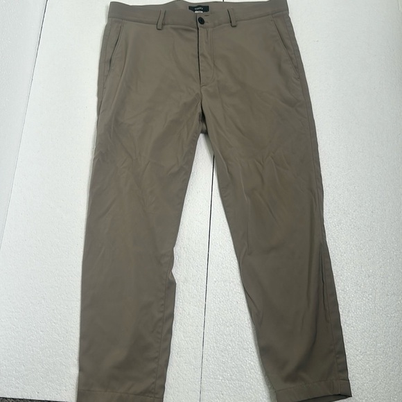 Theory men beige pants size 33 - Picture 2 of 10
